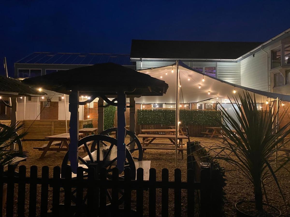 Saltford The Riverside Inn מראה חיצוני תמונה