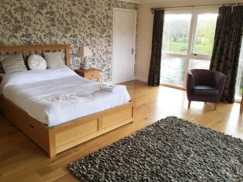 Saltford The Riverside Inn מראה חיצוני תמונה